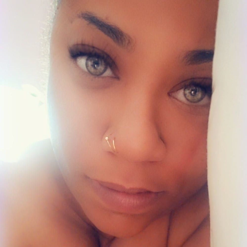 Meet your Posher, Charisse